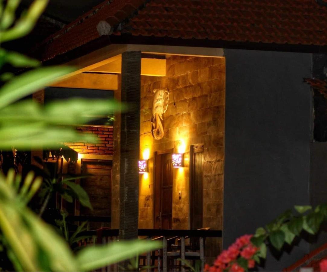 Satria Bungalow Uluwatu Exteriör bild